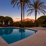 Villa Mike